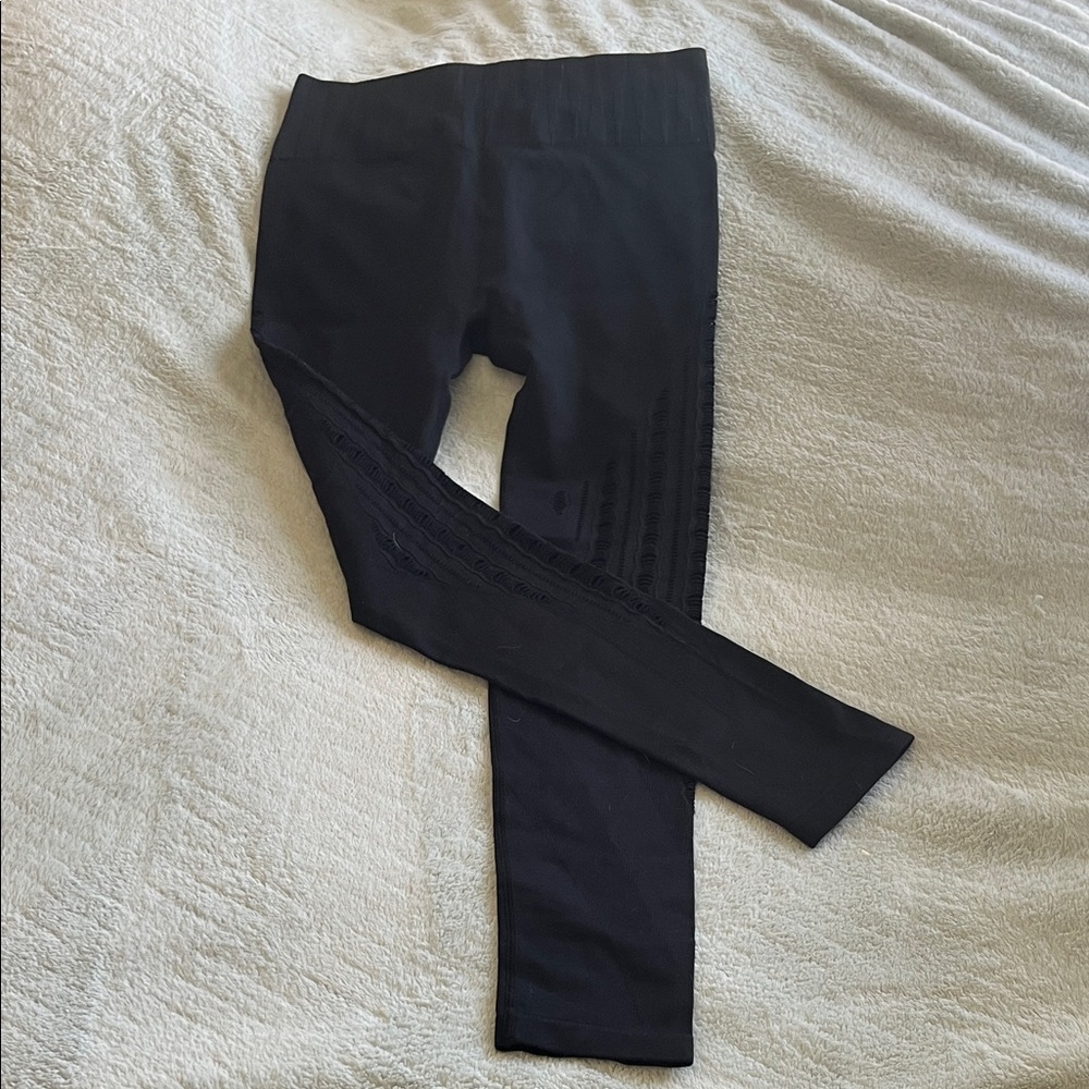 SAVVI women’s Black Leggings
